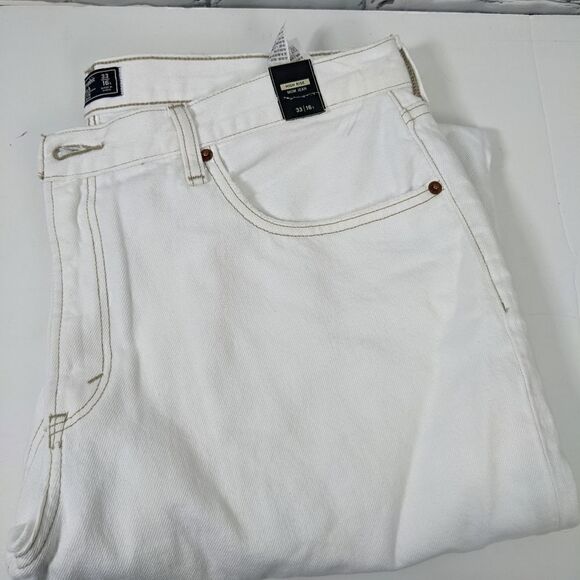 Abercrombie & Fitch white distressed high rise mom jeans NWT 33x16 short - Picture 5 of 6